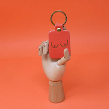 Afbeelding in Gallery-weergave laden, Boob sleutelhanger coral