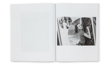 Afbeelding in Gallery-weergave laden, spread uit Fabrice Schneider - Hors Sol