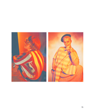 Afbeelding in Gallery-weergave laden, Pagina uit de tentoonstellingscatalogus Cindy Sherman van FOMU Antwerpen.