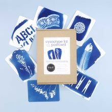 Afbeelding in Gallery-weergave laden, DIY Cyanotype kit postcards
