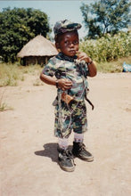 Afbeelding in Gallery-weergave laden, Rebel Lives - Photographs from inside the Lord's Resistance Army