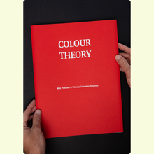 Afbeelding in Gallery-weergave laden, Colour Theory Max Pinkers | Collaboration Max Pinckers and Victoria Gonzales-Figueras | Self-published book | Limited Edition 