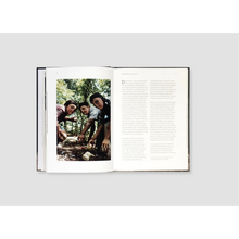 Afbeelding in Gallery-weergave laden, Susan Meiselas - Mediations