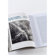Afbeelding in Gallery-weergave laden, Extra #16 - Conflict