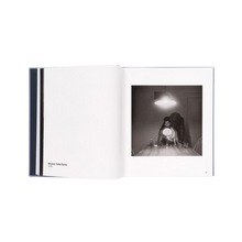 Afbeelding in Gallery-weergave laden, Carrie Mae Weems - The Heart of the Matter | Fotoboek