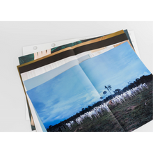 Afbeelding in Gallery-weergave laden, Insert vanuit .TIFF magazine 2023 - fotograaf: Emilio Azevedo 