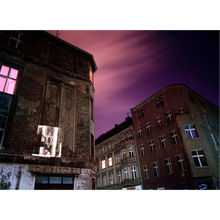 Afbeelding in Gallery-weergave laden, Shimon Attie's Writing on the Wall