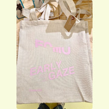 Afbeelding in Gallery-weergave laden, FOMU totebag Roze Early Gaze logo
