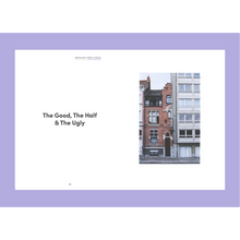 Afbeelding in Gallery-weergave laden, Pagina uit Ugly Belgian Houses: smal bakstenen huis naast een hoog gebouw, onderschrift The Good, The Half &amp; The Ugly