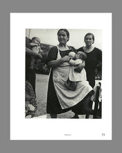 Afbeelding in Gallery-weergave laden, Photography - A feminist history
